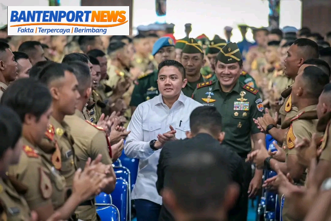 ‎Seskab Teddy Indra Wijaya Bekali 1.600 Taruna Akmil, Tekankan Kepemimpinan Berintegritas dan Semangat Pengabdian